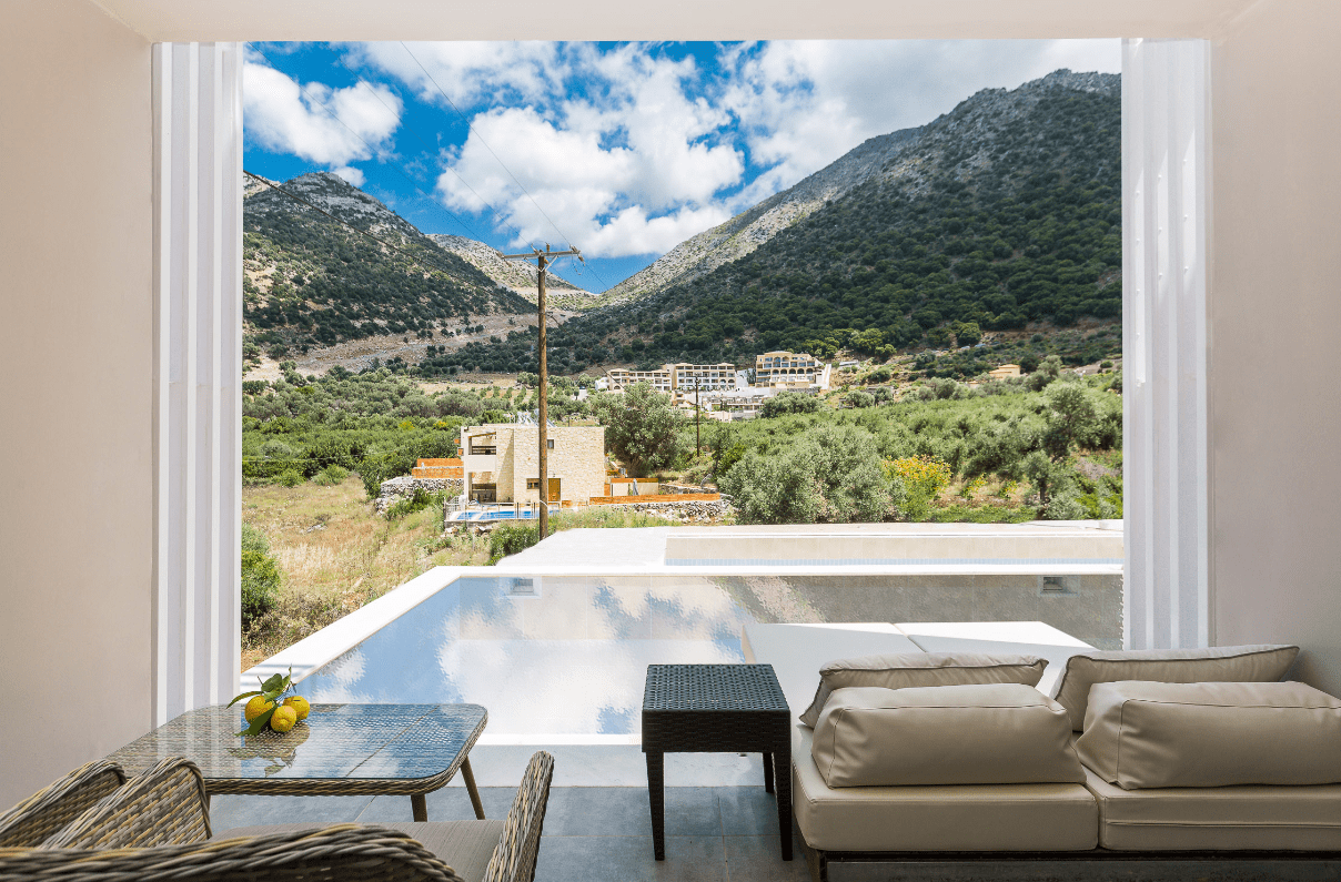 Two Bedroom Suites Swim Up